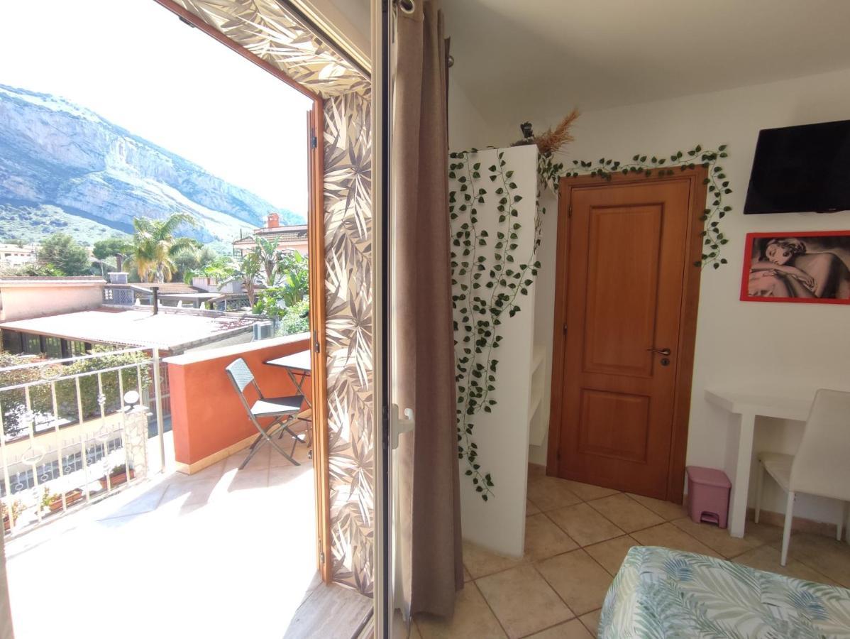 Casa Vacanze Isolotto Isola delle Femmine Bagian luar foto