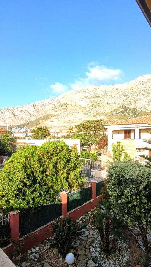 Casa Vacanze Isolotto Isola delle Femmine Bagian luar foto
