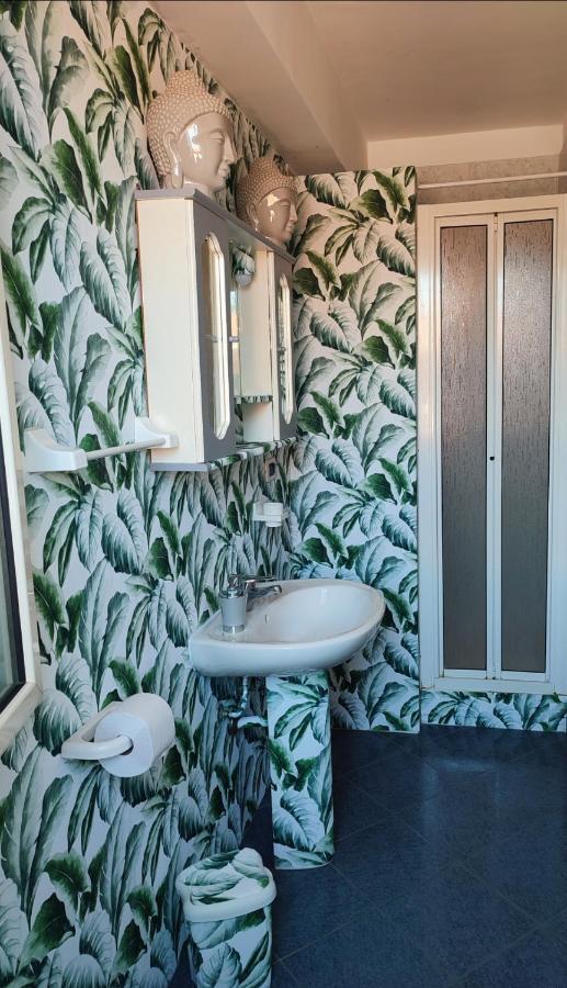 Casa Vacanze Isolotto Isola delle Femmine Bagian luar foto
